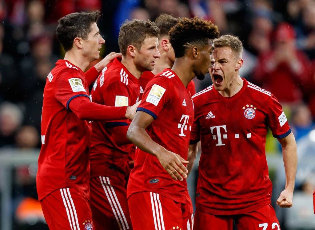 拜仁慕尼黑队在主场比赛中获得胜利