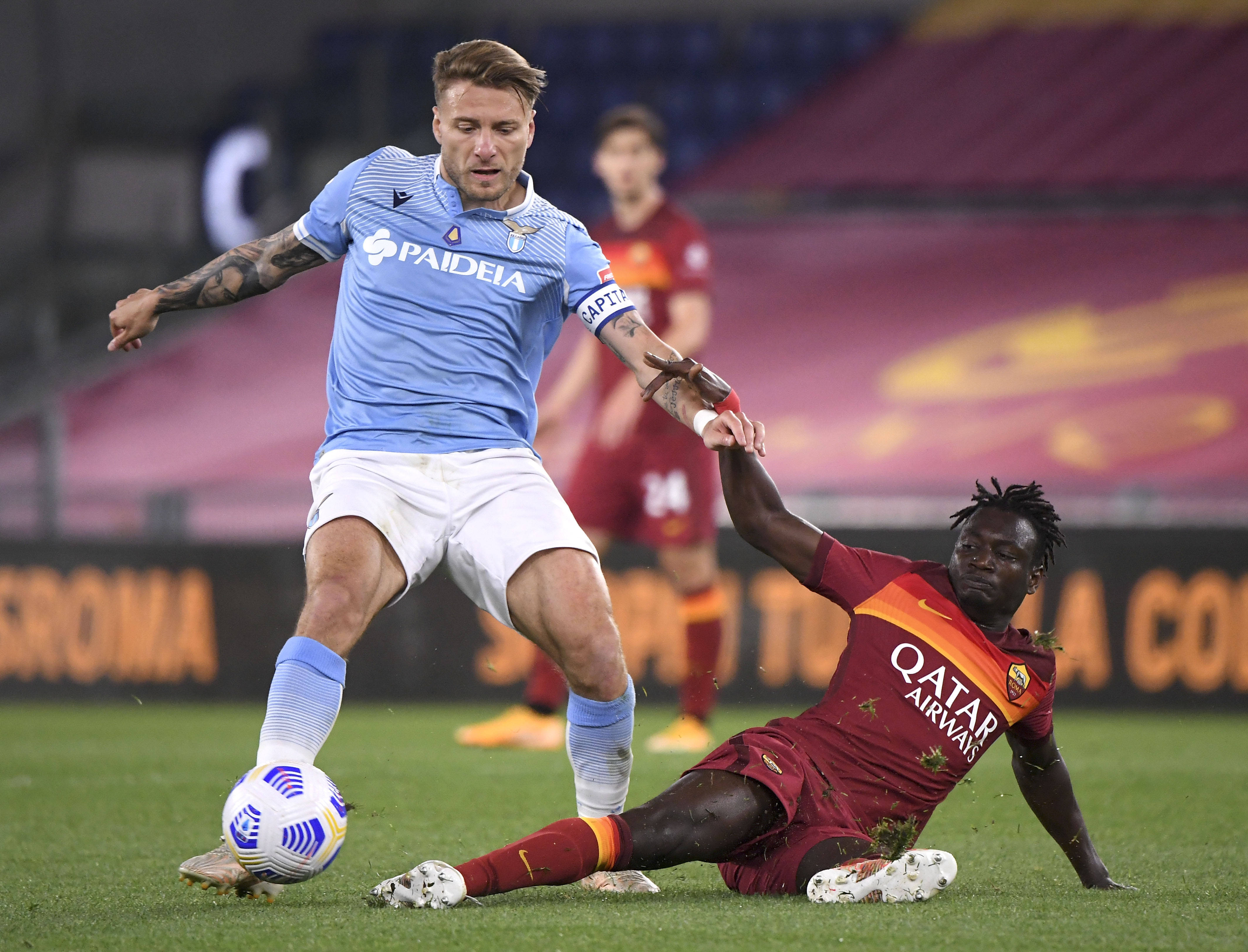 阿贾克斯连续击败对手，夺冠热情高涨！的简单介绍