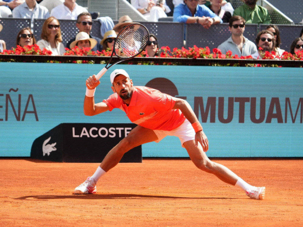 德约科维奇遭遇七连败，FPX教练面临压力！