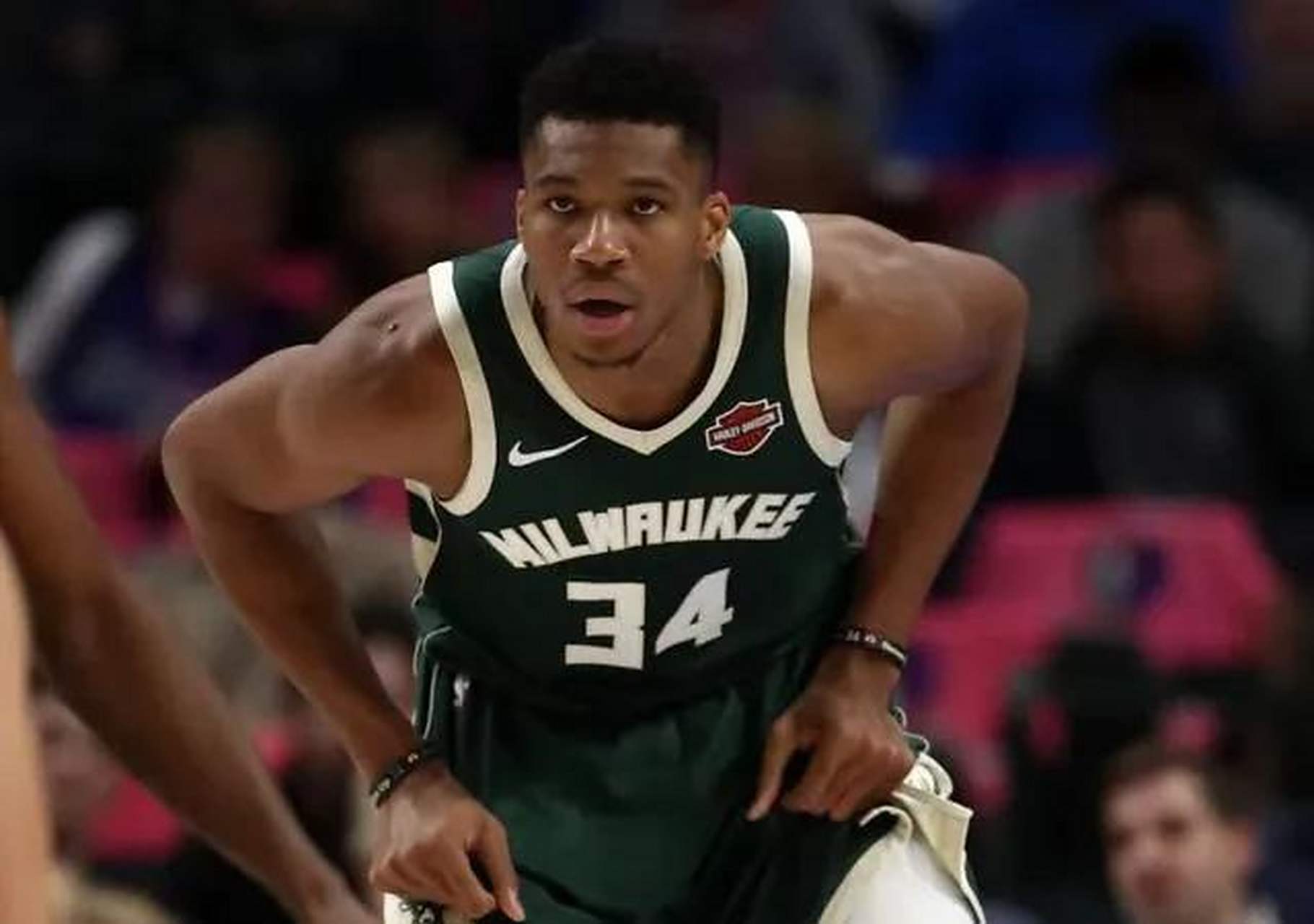 莎拉波娃赛事官方发布刷新纪录新规，雄鹿引发争议！